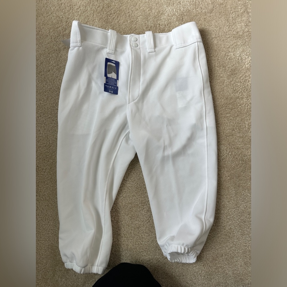 Mizuno Youth XXXL Baseball Short Pants.  New with tags.